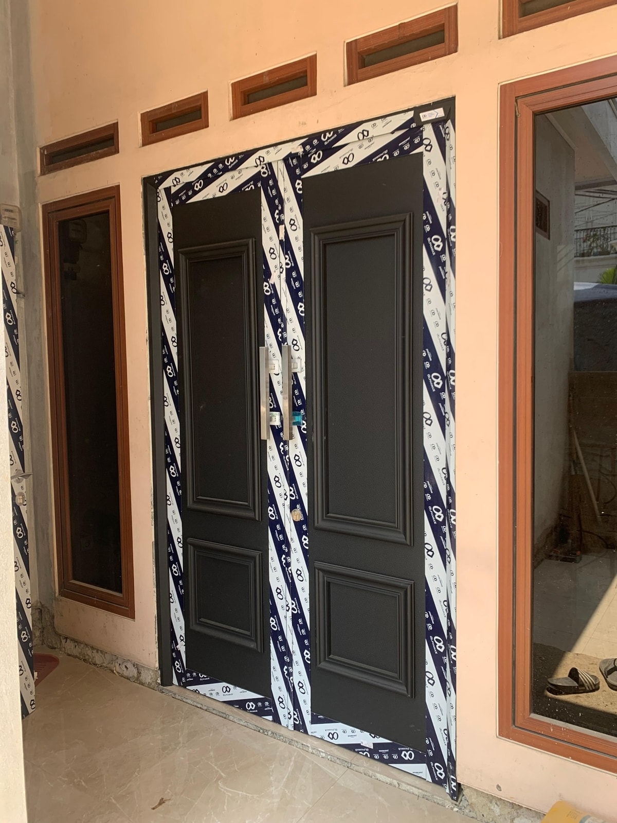 Max 9-PU3 DSSP 1600 x 2200 Hitam