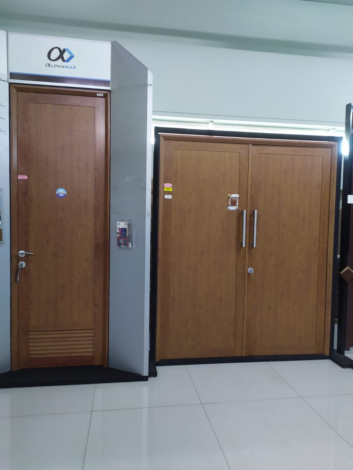 Max 1-C 800 x 2400 & Max 3-DSSP 1730 x 2100 Kayu