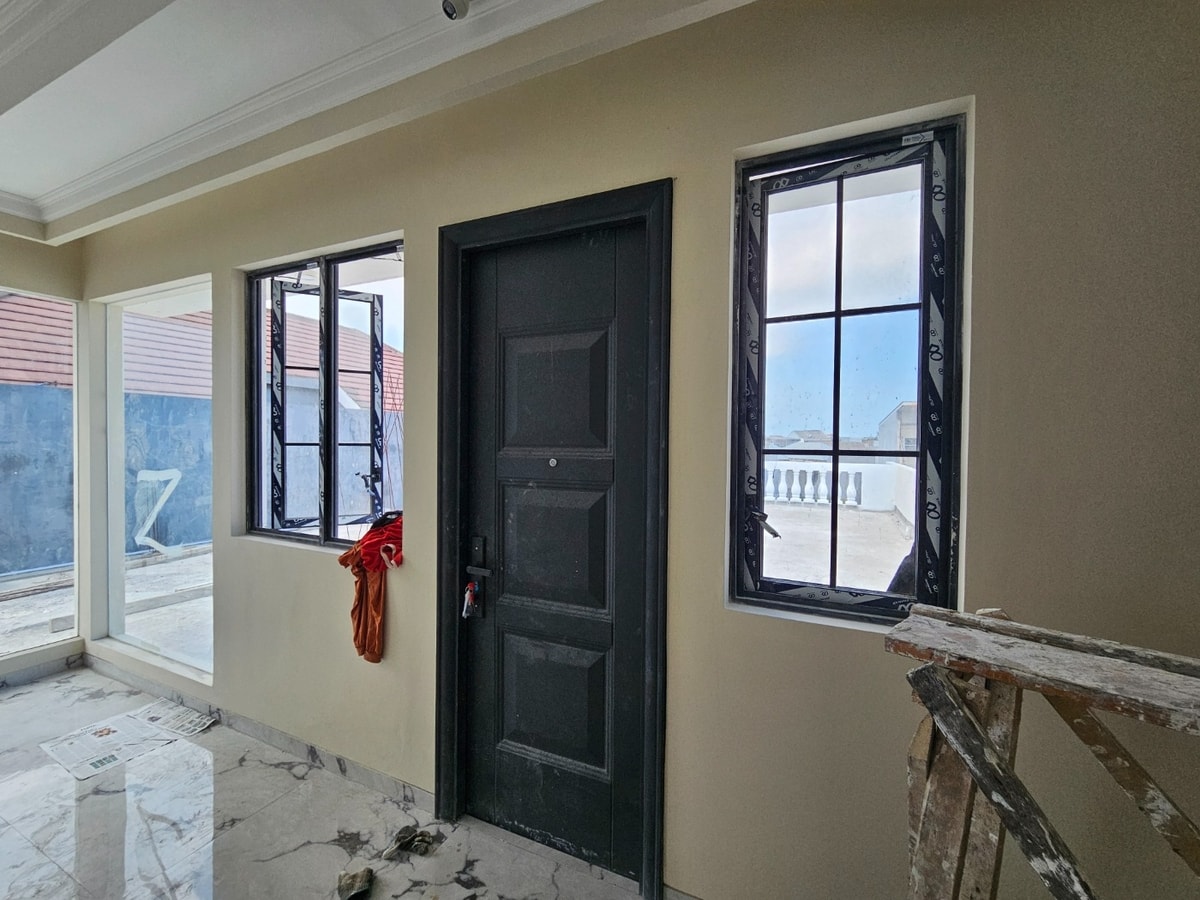 ALP 5-SP 600 x 1400 Hitam