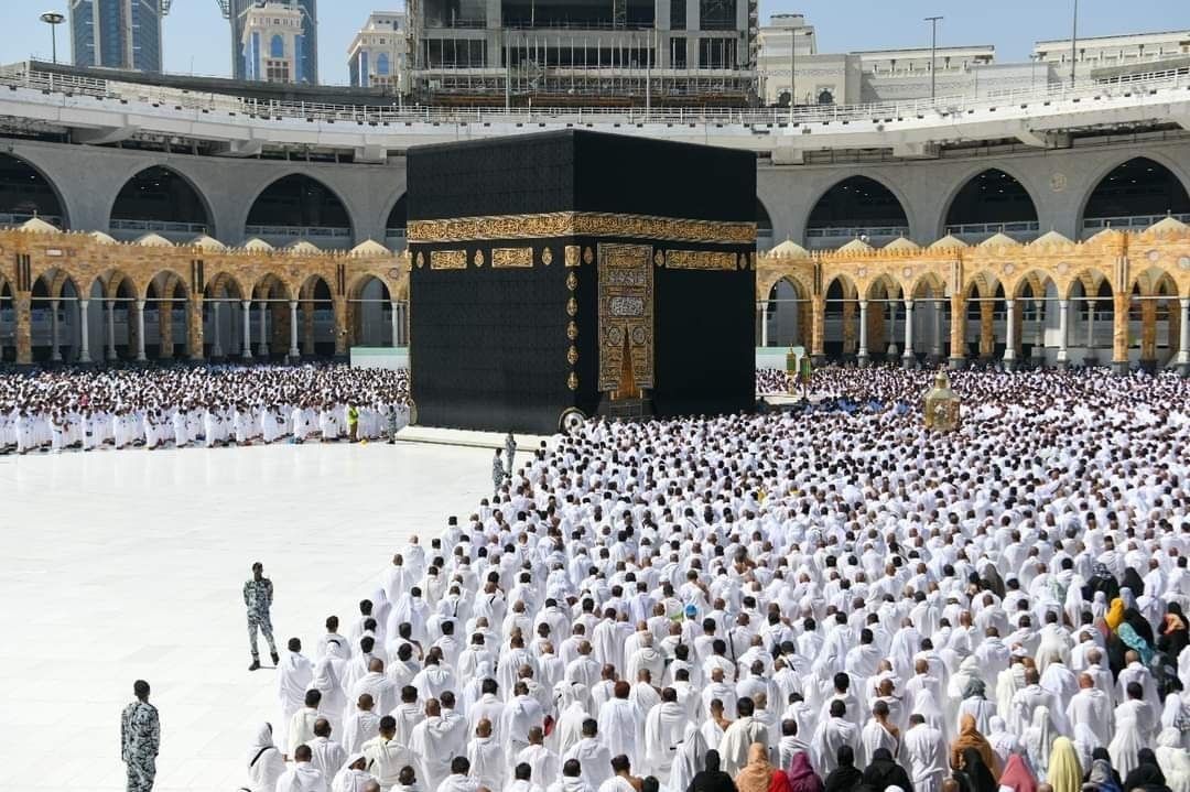 Paket Haji Plus Alhijaz Surabaya Jawa Timur: Biaya Resmi, Fasilitas, dan Layanan Terpercaya