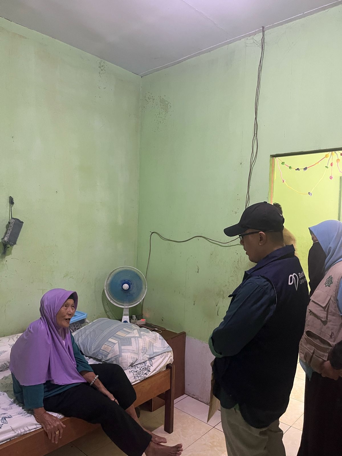 Kunjungan PT. PP ke asrama lansia