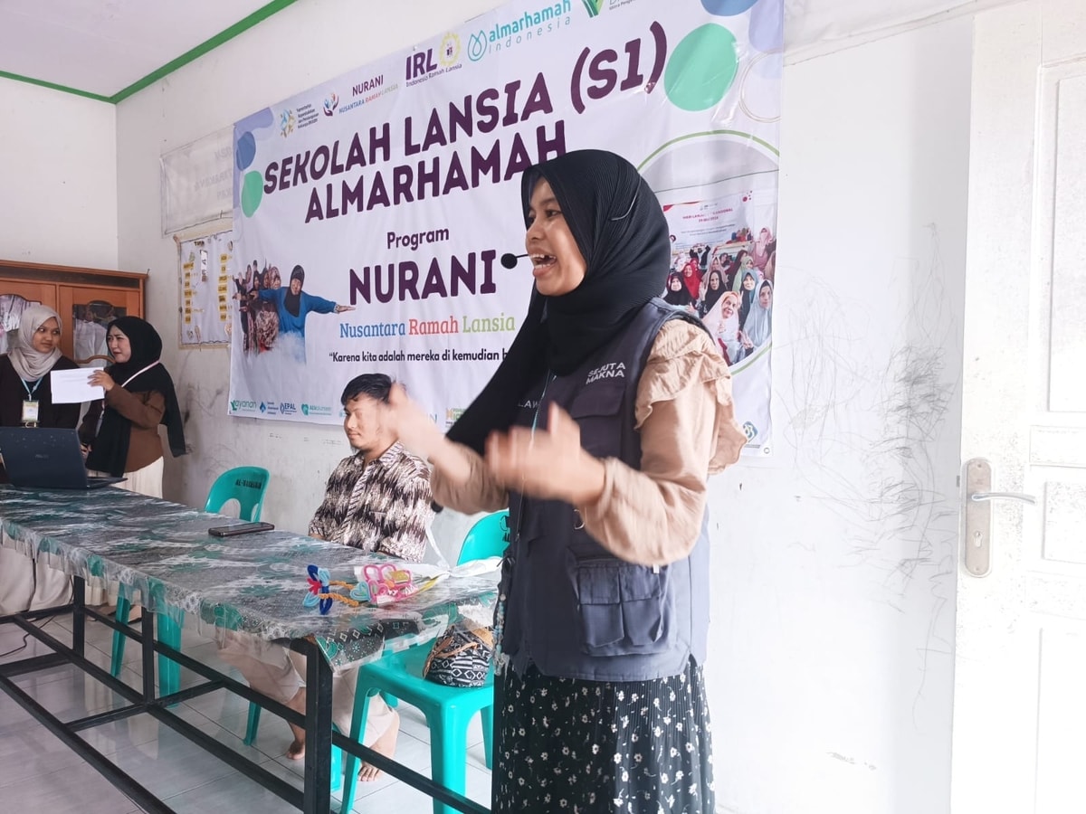 Dewi selaku ketua Komunitas Sejuta Makna