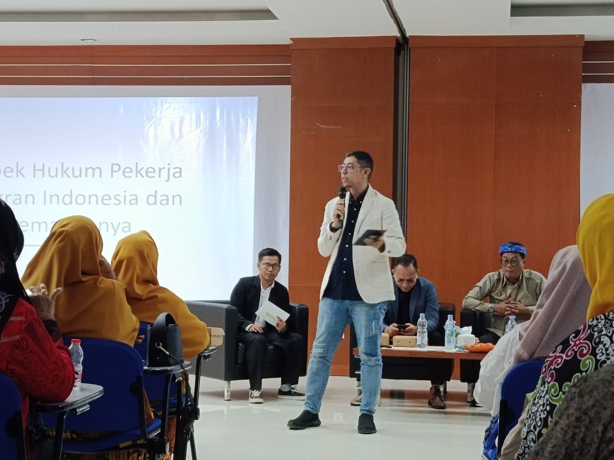 Prof. Dr. Yahya Ahmad Zain (Rektor Universitas Borneo Tarakan)