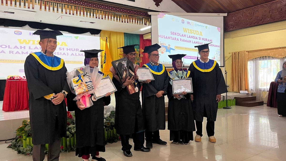 Penyerahan Perhargaan Lansia Terbaik, Teraktif dan Terajin