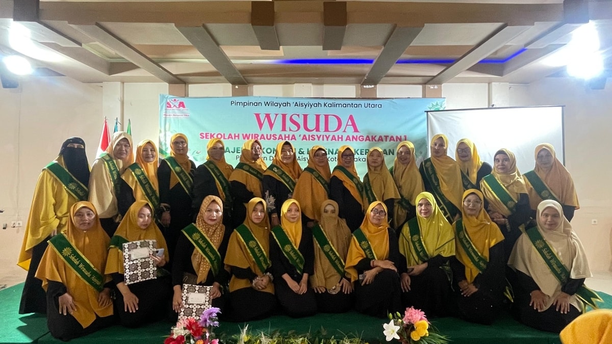 Wisuda Aisyiyah Kaltara Lahirkan 30 Wirausaha, Almarhamah Turut Jadi Lulusan!