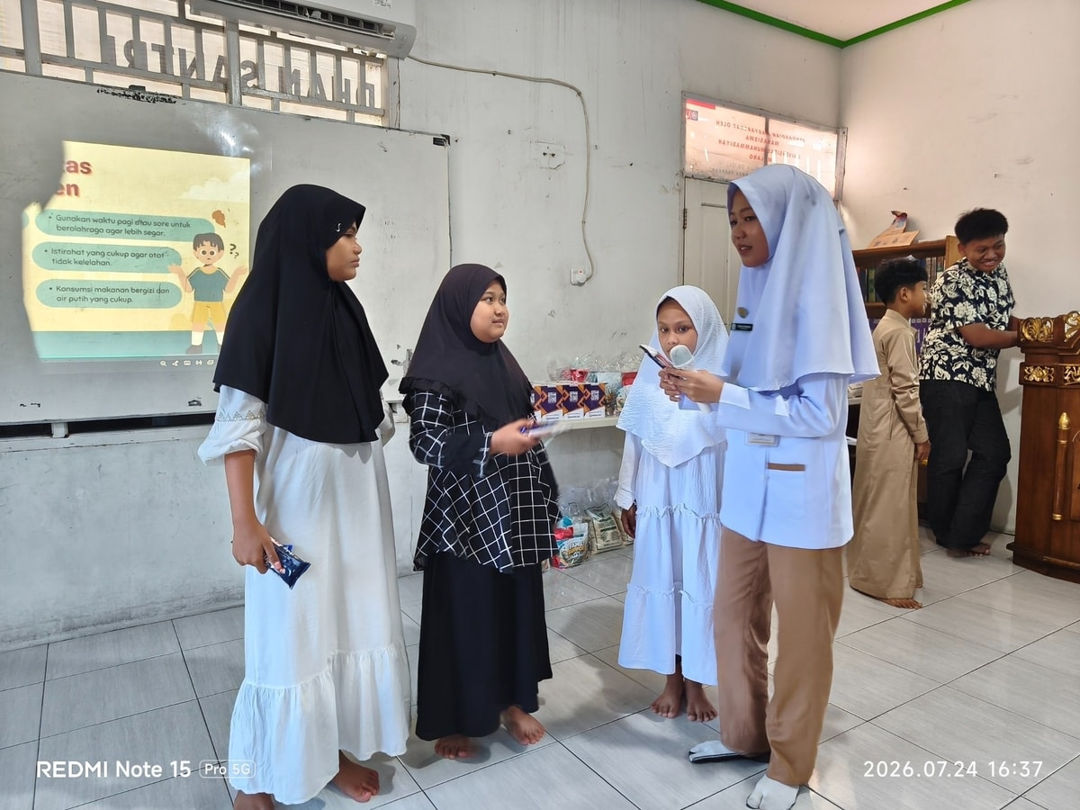 Pembagian hadiah untuk yang bisa menjawab