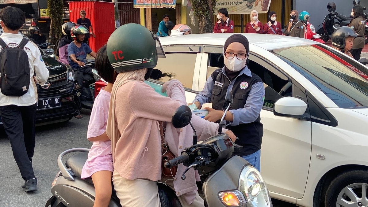 pembagian masker untuk masyarakat tarakan
