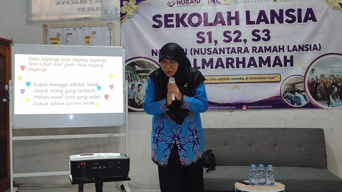 Endah Sarastiningsih, S.Pd., M.Pd., Kepala Dinas Komunikasi, Informatika, Statistik dan Persandian (DKSIP) Kota Tarakan.