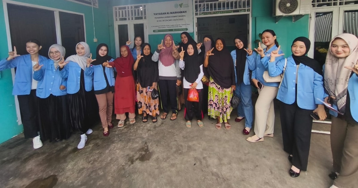 Seru! Lansia Almarhamah Antusias Ikuti Edukasi Hipertensi yang Super Interaktif!