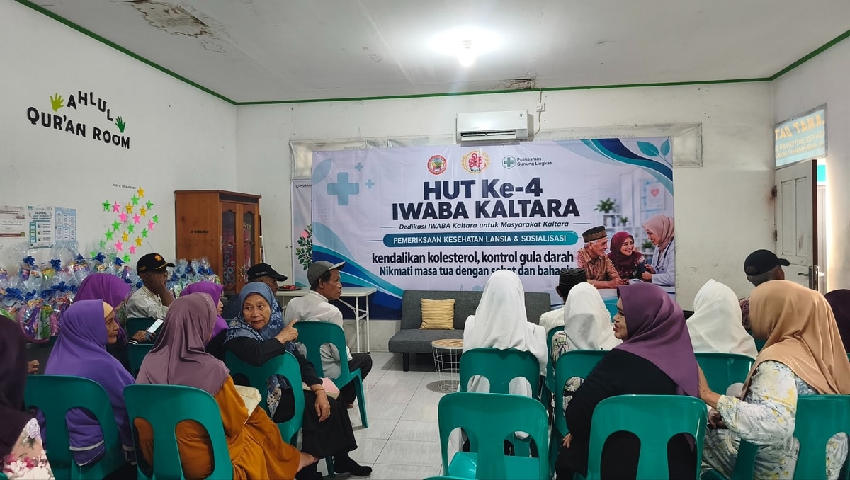 Para lansia datang lebih awal