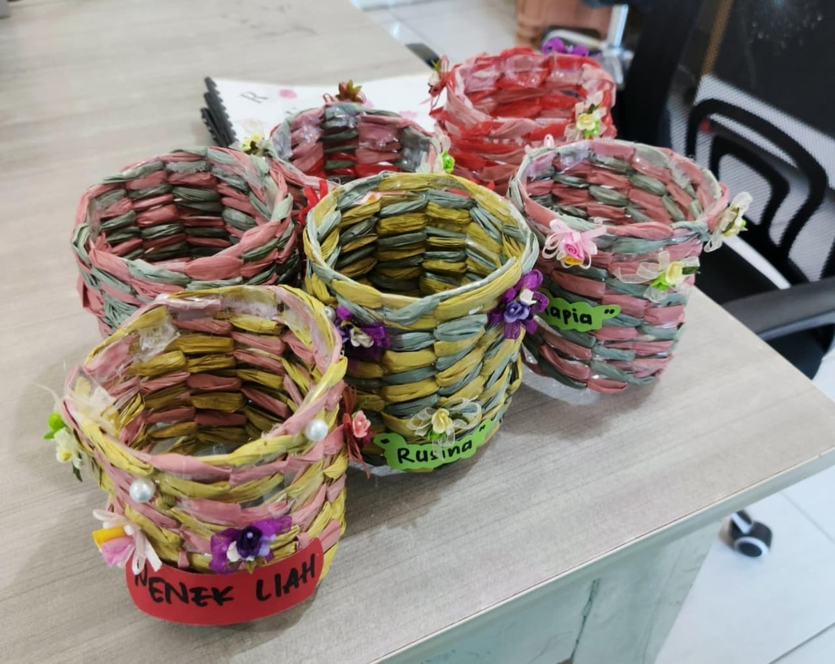 Hasil Karya Lansia Almarhamah