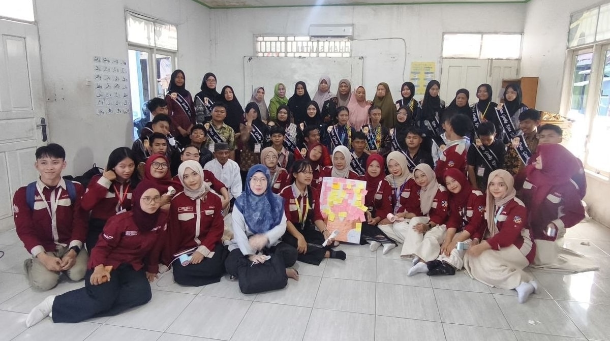 Kolaborasi Penuh Makna! GenRe Tarakan Temui Lansia Almarhamah
