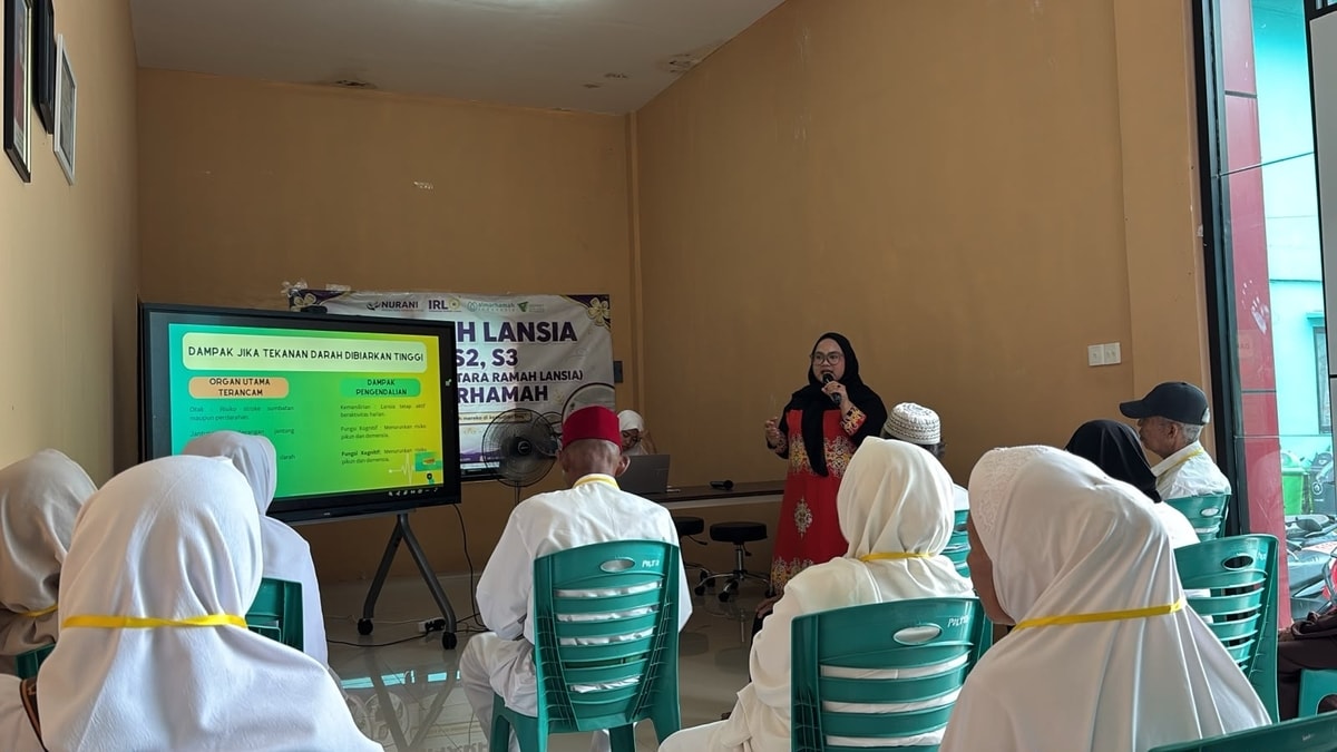Ns. Debby Sinthya