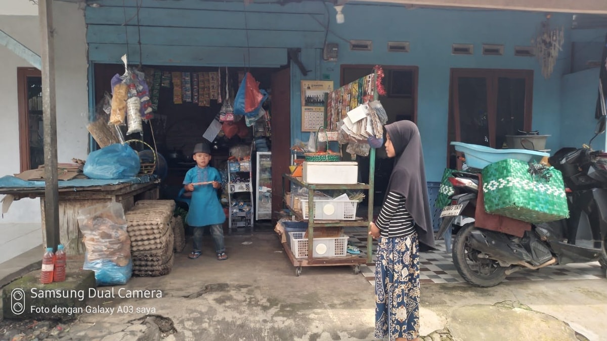 Kedai Amelia Istana Marendal