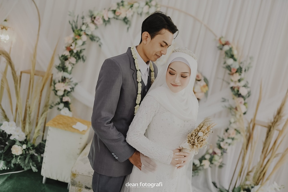 sansan || Adhit