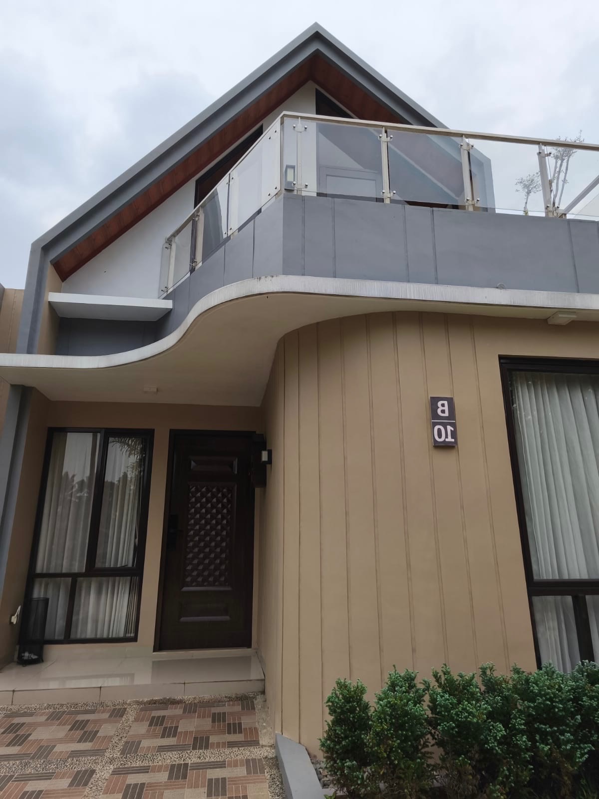 Villa Esperanza – Hunian Senyaman Villa dengan Suasana Asri di Tengah Kota