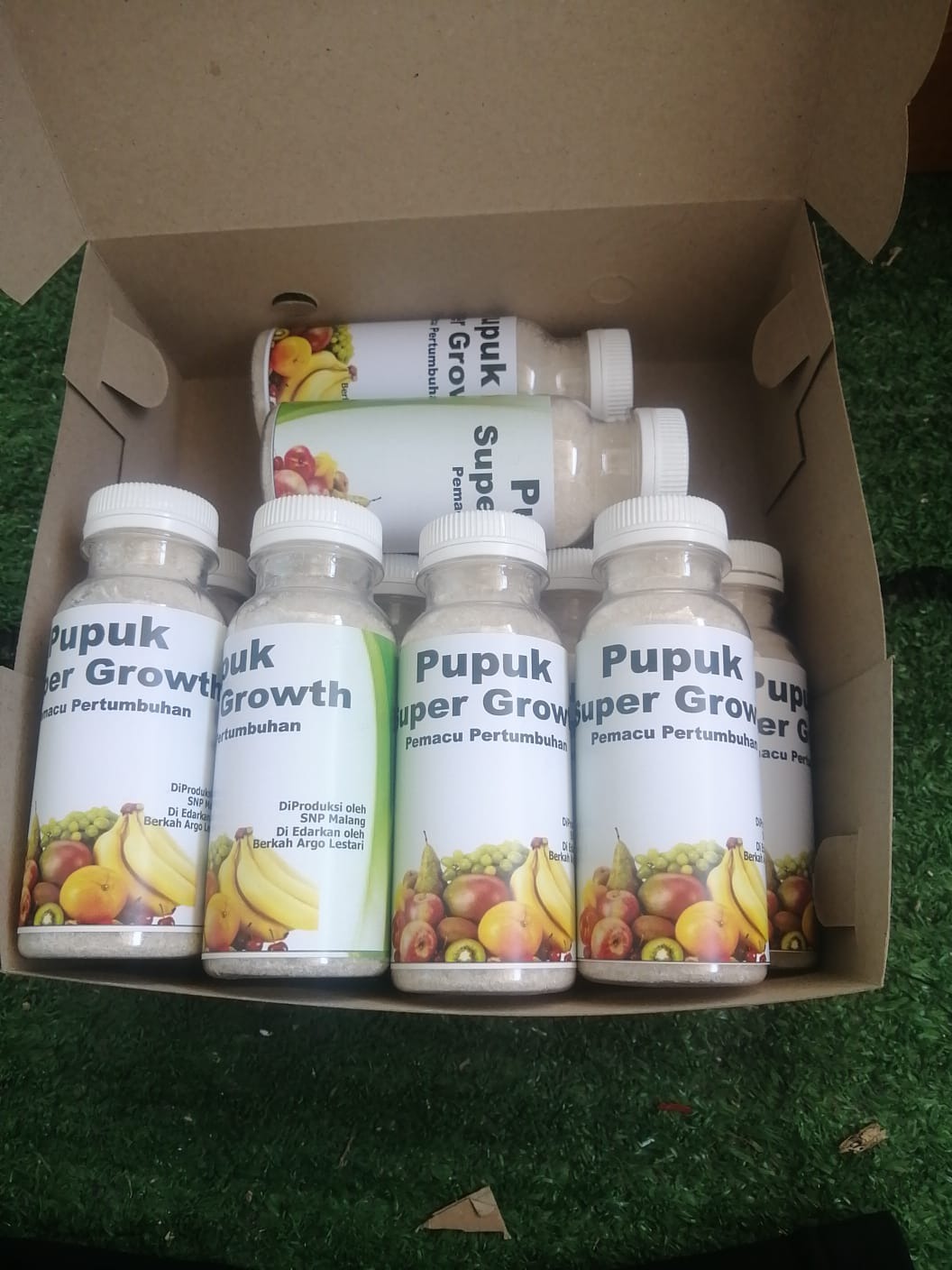 sangat super sekali pupuk nya
dan beneran dapat 10 botol
nanti bakalan beli disini lagi sih
TERIMAKASIH Super Growth