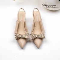 Sepatu wanita model slingback heels Walcoo Stacey dengan aksen pita mutiara elegan, tersedia dalam warna hitam, krem, dan maroon, hak 5 cm, desain pointed toe, cocok untuk pesta dan acara formal