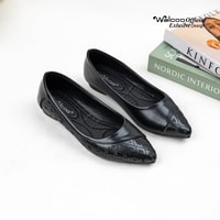 Walcoo Teozola flatshoes wanita dengan desain laser cut elegan, tersedia warna hitam, krem, dan maroon, ujung lancip, sol anti-slip, cocok untuk kerja dan acara formal