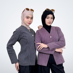 Elvara Black & Burgundy