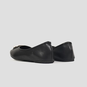 Sepatu Wanita Flat Shoes Orlaith
