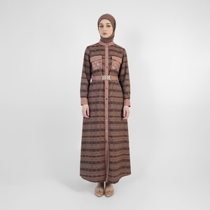 HIKMAT C1345 - Modanah Grid Abaya