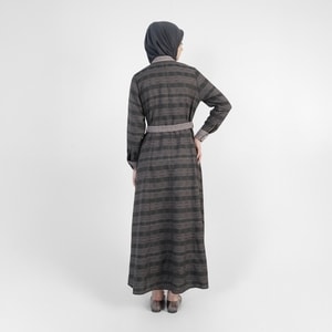 HIKMAT C1345 - Modanah Grid Abaya