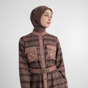 HIKMAT C1345 - Modanah Grid Abaya
