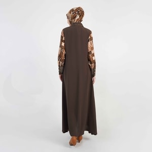 HIKMAT A1377 - Letter Mosaic Abaya