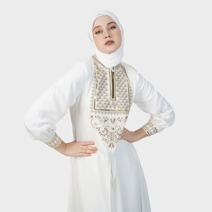 Hikmat Abaya A1234