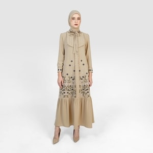 HIKMAT D7923 - Sylverra Dress