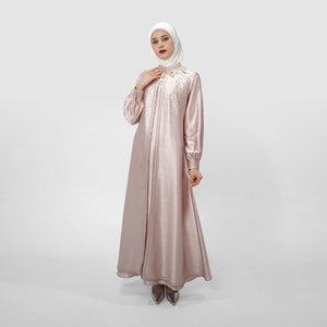 HIKMAT A4436 - Rainfall de Luxe Abaya