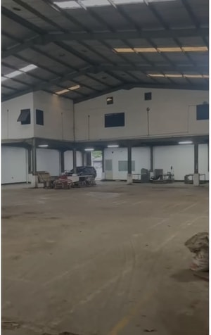 Gudang Disewakan di Cikarang dalam Kawasan Jababeka Murah Terima Dalam Keadaan Rapi Siap Pakai