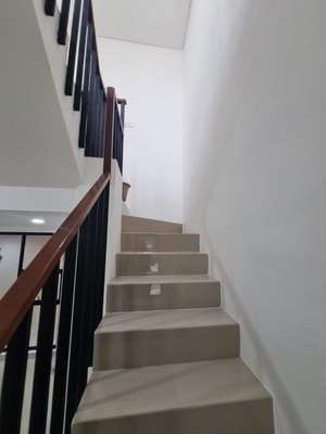 Dijual Rugi Butuh Dana Rumah Di Cluster Savasa depan AEON Deltamas Tipe Yamabuki