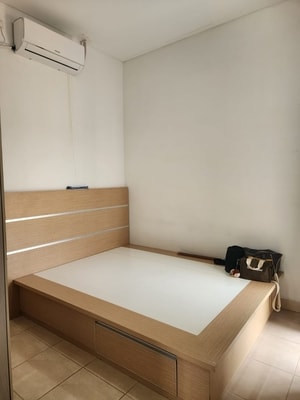 Disewakan atau dikontrakan Rumah Deltamas Cluster Naraya Semi furnish Bisa untuk Mess bisa sewa 6 bulan