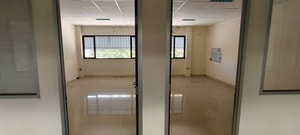 Sewa Pabrik Delta Silicon 3 Lippo Cikarang Luas Bangunan 1500 meter Hook dan Crane 20Ton