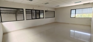 Sewa Pabrik Delta Silicon 3 Lippo Cikarang Luas Bangunan 1500 meter Hook dan Crane 20Ton