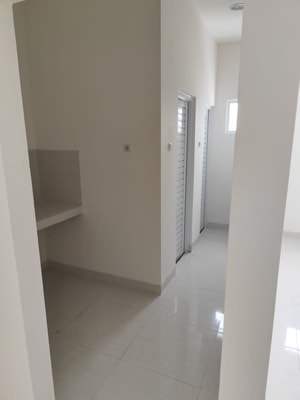 Sewa Pabrik Delta Silicon 8 luas 3000meter  Bangunan Baru dan Siap Pakai