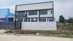 Jual Gudang Cikarang Delta Silicon 3 Lippo Cikarang 611 meter 550 Juta Rapi Siap Huni