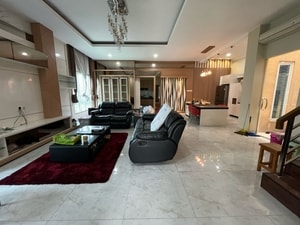 Jual Rumah Elysium Lippo Cikarang - Jual harga Murah Elysium Residen 4+1 Kamar Tidur