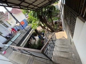 jual rumah di taman beverly lippo cikarang - Jual Cepat 2,2Miliar Nego