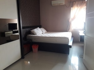 Jual Rumah di Taman Dago Indah Lippo Cikarang - 4+1 Kamar Tidur 2,5 Miliar Nego