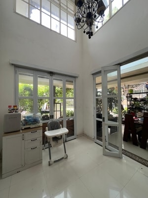 jual rumah di taman beverly lippo cikarang - Jual Cepat 2,2Miliar Nego