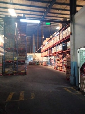Sewa Gudang Cikarang Bulanan dekat Tol Cikarang Barat Rapi Murah Siap Pakai