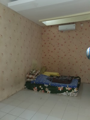 Foto Kamar utama Rumah Sewa Minimalis Semi-Furnished di Cluster Maple Leaf, Lippo Cikarang – Siap Huni & Strategis!