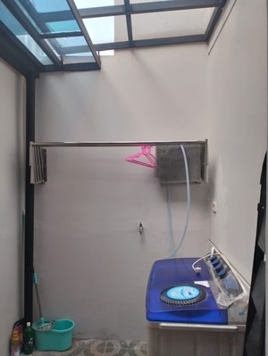 kamar-tidur-utama-sewa-rumah-lippo-cikarang