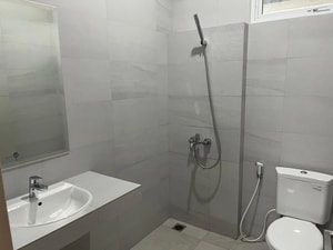 Rumah 2 Lantai 3 Kamar Tidur — Tipe Sazanka Savasa Deltamas