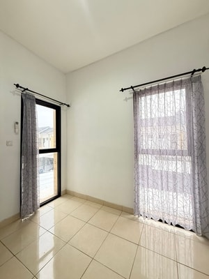 Rumah Disewakan atau Dikontrakkan di Deltamas Cikarang Pusat  3KT Cluster Naraya dekat Kawasan KITIC GIIC