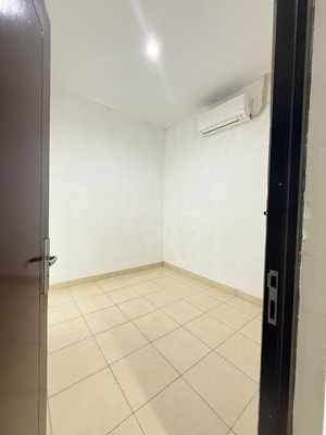 Rumah Disewakan atau Dikontrakkan di Deltamas Cikarang Pusat  3KT Cluster Naraya dekat Kawasan KITIC GIIC