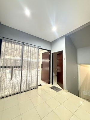 Rumah Disewakan atau Dikontrakkan di Deltamas Cikarang Pusat  3KT Cluster Naraya dekat Kawasan KITIC GIIC